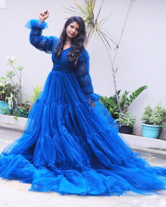 Maternity long layer gown